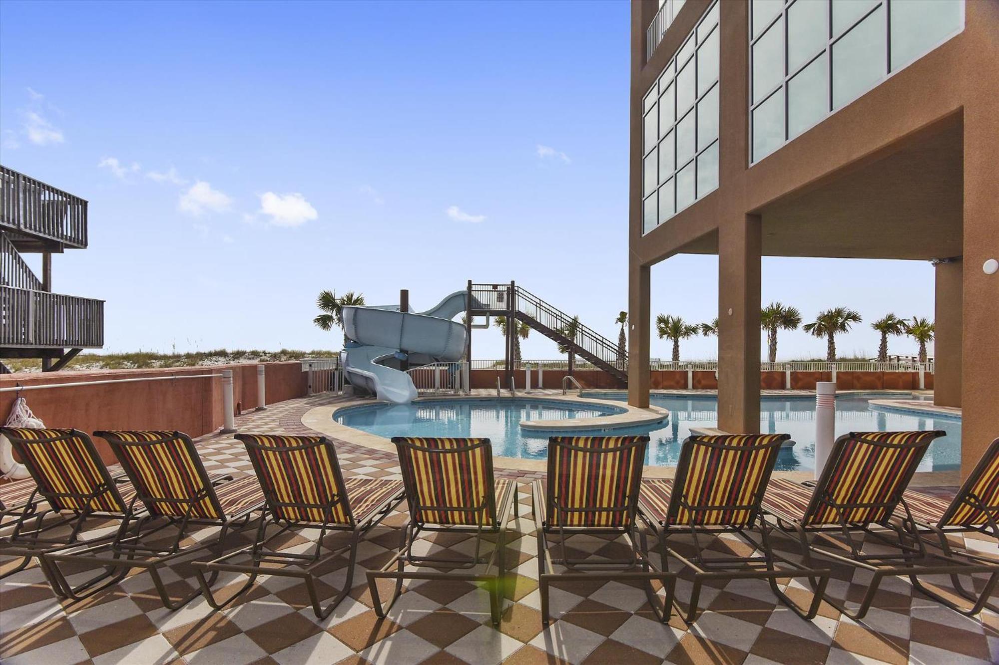 Phoenix Gulf Shores Unit 1702 객실 사진